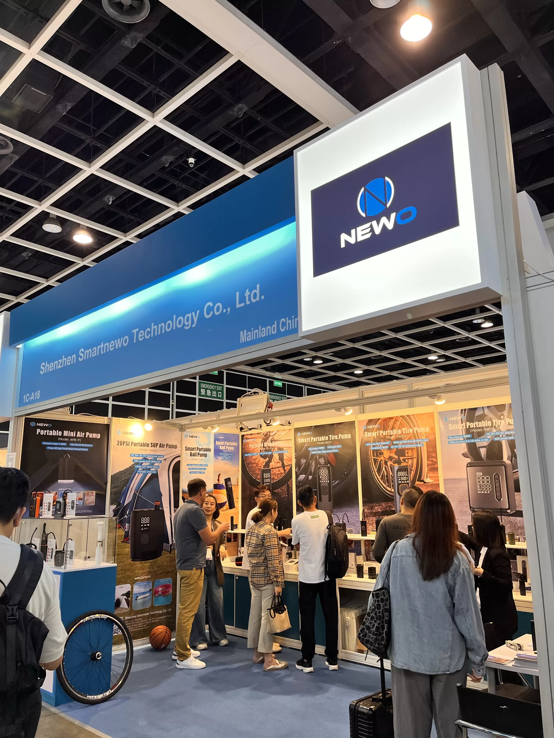 Smartnewo’s Dual-Cylinder Air Pump Rocks the Hong Kong Autumn Electronics Fair!